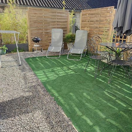 Maison De Campagne Avec Grand Parking Prive -Calme Et Serenite Chevincourt Luaran gambar